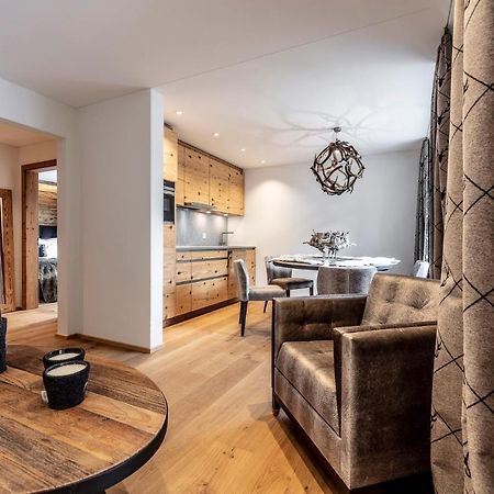 Unique Alpic Style Apartment In The Heart Of Davos Exterior foto